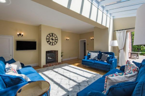Old Post Office sleeps 4 by Bloom Stays